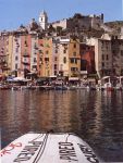 Καταπλέοντας στη μαρίνα του Portovenere κοντά στην La Spezzia. 