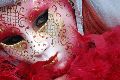 Οι μάσκες που χρησιμοποιούνται στο καρναβάλι της Βενετίας αποτελούν είδη τέχνης.
