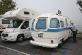 Camper της δεκαετίας του 1960 και camper της δεκαετίας του 2010, πλάϊ πλάϊ! Εσείς ποιο θα διαλέγατε; 